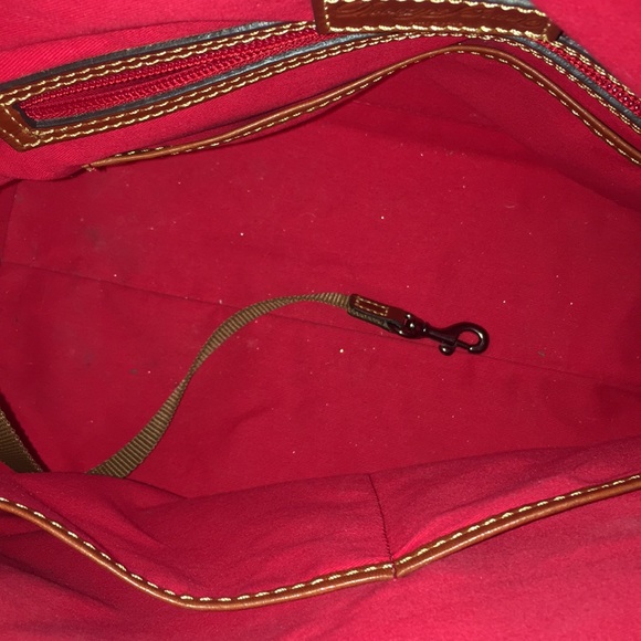 Authentic Dooney Bourke Purse - Picture 4 of 8